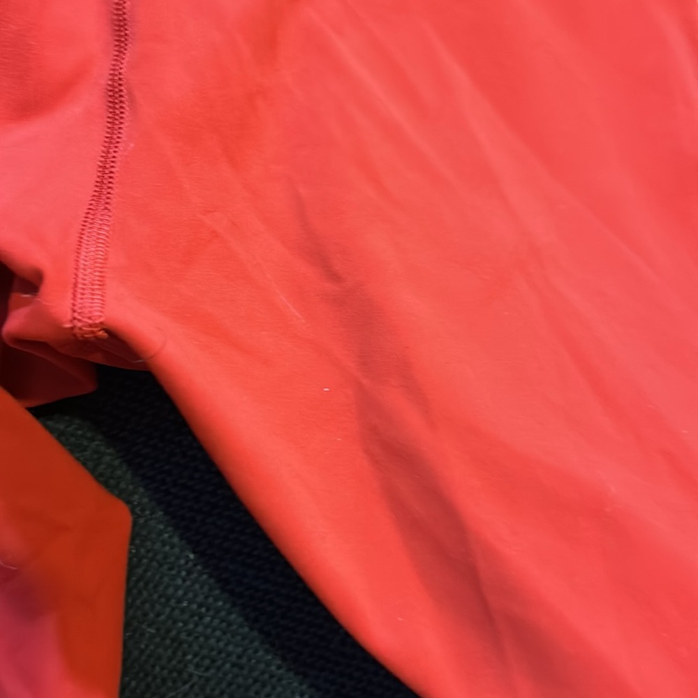 Lululemon - Picture 5 of 8